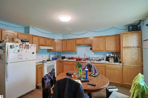 Kitchen - 401 Barber, Ithaca, MI 48847 photo 1 of 1