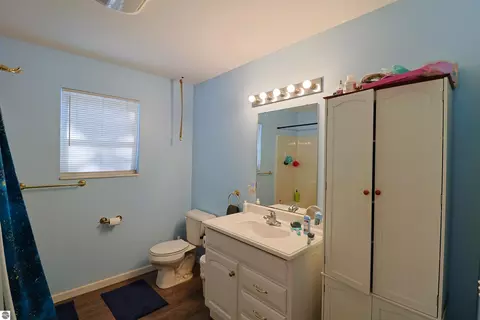 Bath - 401 Barber, Ithaca, MI 48847 photo 1 of 1