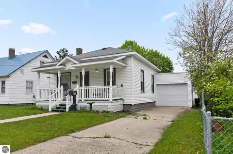 865 Farrar St, Cadillac, MI 49601
