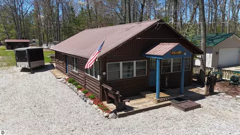 1515 NE W Bear Lake Rd, Kalkaska, MI 49646