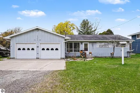 733 Monument Rd, Tawas City, MI 48763