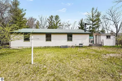 Exterior - 6595 Wickert Rd, Hale, MI 48739 photo 3 of 3
