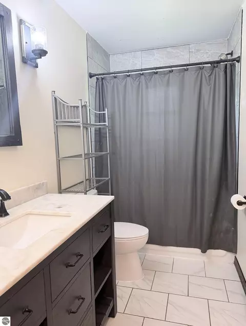 Bath - 965 E Remus Rd, Mount Pleasant, MI 48858 photo 2 of 2