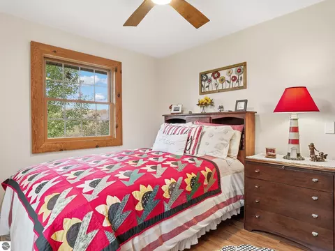Bedroom - 15202 Circle Dr, Ocqueoc, MI 49759 photo 3 of 9