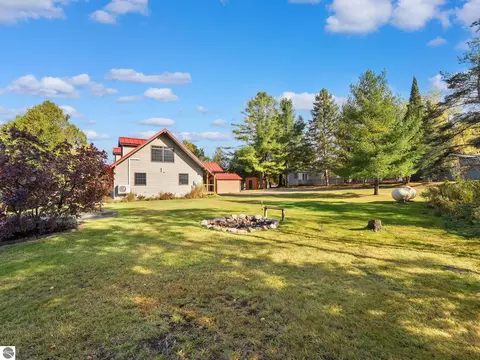 Exterior - 15202 Circle Dr, Ocqueoc, MI 49759 photo 2 of 6