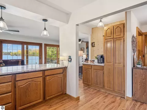 Kitchen - 15202 Circle Dr, Ocqueoc, MI 49759 photo 3 of 4