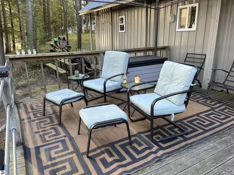 1158 E Lake Dr, Kalkaska, MI 49646