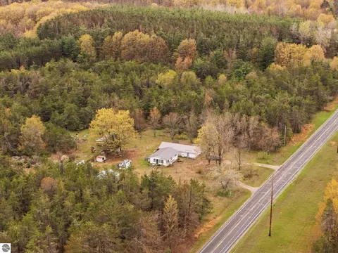 View/Area - 960 E 32 Rd, Boon, MI 49618 photo 7 of 18
