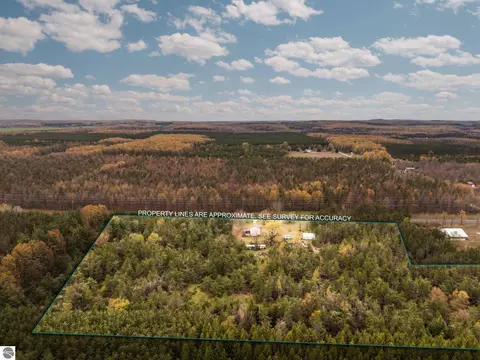 View/Area - 960 E 32 Rd, Boon, MI 49618 photo 4 of 18