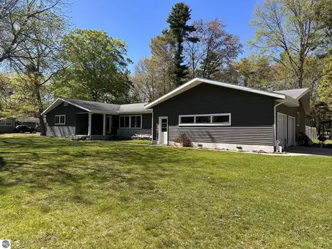300 Margo St, Tawas City, MI 48763