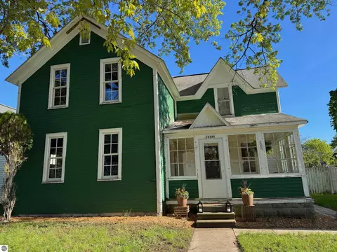 10135 W Front St, Empire, MI 49630