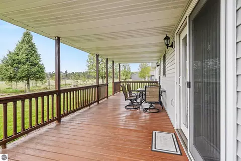 Exterior - 437 4th St, Lupton, MI 48635 photo 4 of 8