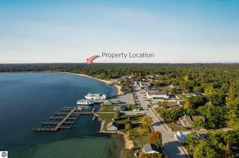 tbd Kings Hwy, Beaver Island, MI 49782