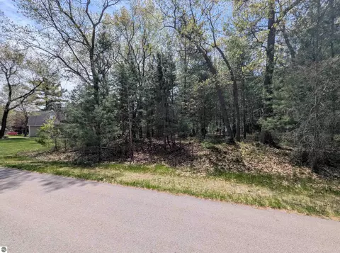 N/a Golfview Court, Au Gres, MI 48703 photo 2
