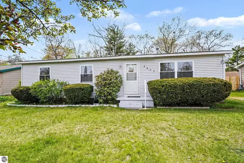 5603 Cedar Lake Rd, Oscoda, MI 48750