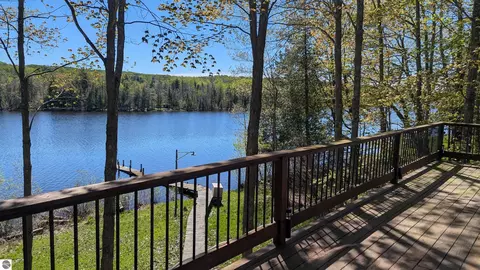 3520 Childs Ln, Central Lake, MI 49622