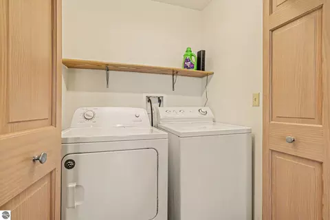 Other - 576 N Huron Rd #202, Au Gres, MI 48703 photo 5 of 8