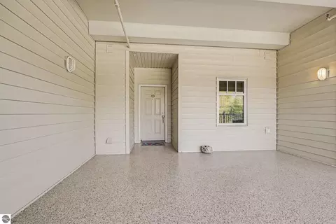 Exterior - 576 N Huron Rd #202, Au Gres, MI 48703 photo 5 of 5