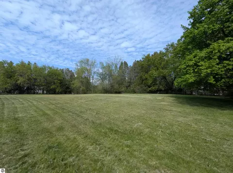 210 N Mackinaw Rd, Au Gres, MI 48703 photo 14