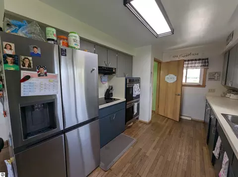 Kitchen - 1171 N M-65, Twining, MI 48766 photo 1 of 6