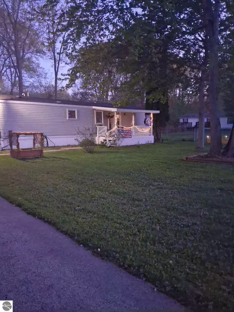 4144 E Anne St, Au Gres, MI 48703