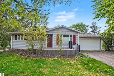 1012 Taylor St, Mount Pleasant, MI 48858