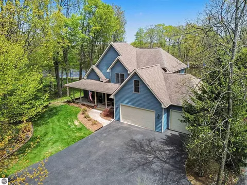4364 Pointe Pl #41, Oscoda, MI 48750