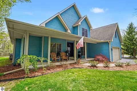 4364 Pointe Pl #41, Oscoda, MI 48750