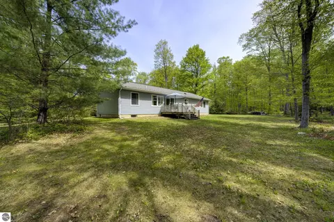 Exterior - 4451 S Hemlock Rd, Cedar, MI 49621 photo 4 of 8