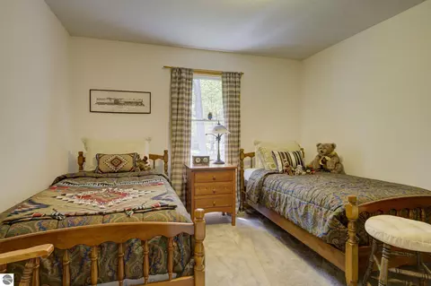 Bedroom - 4451 S Hemlock Rd, Cedar, MI 49621 photo 7 of 8