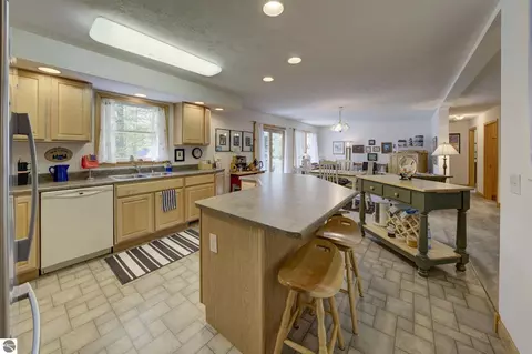 Kitchen - 4451 S Hemlock Rd, Cedar, MI 49621 photo 5 of 5
