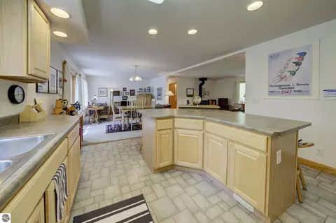 Kitchen - 4451 S Hemlock Rd, Cedar, MI 49621 photo 4 of 5