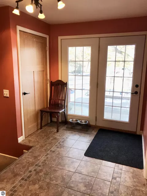 Entry Way - 700 E 702 E Remus Rd, Mount Pleasant, MI 48858 photo 1 of 4