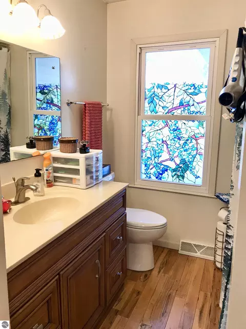 Bath - 700 E 702 E Remus Rd, Mount Pleasant, MI 48858 photo 1 of 7