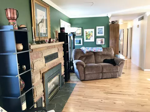 Living - 700 E 702 E Remus Rd, Mount Pleasant, MI 48858 photo 2 of 6