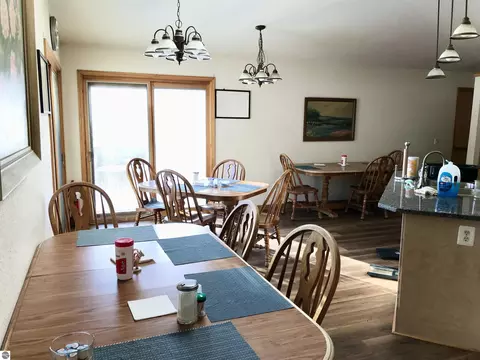 Dining - 700 E 702 E Remus Rd, Mount Pleasant, MI 48858 photo 3 of 3