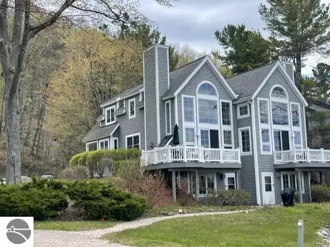 1 Fish House # H, Glen Arbor, MI 49636