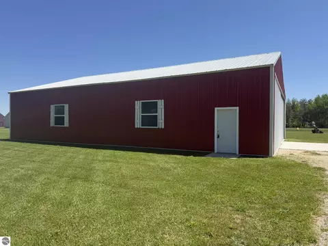 1085 S Mcgee Rd, Lake City, MI 49651