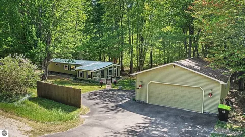 3523 Mt Bliss Rd, East Jordan, MI 49727