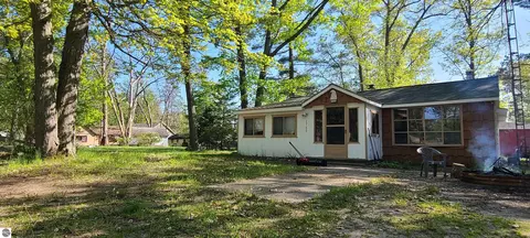 1765 Burgess Rd, Barton City, MI 48705