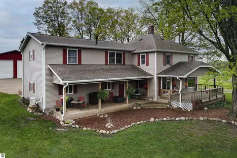 8201 Essex Rd, Ellsworth, MI 49729