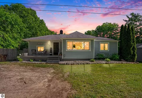 5290 E Broadway St, Mount Pleasant, MI 48858