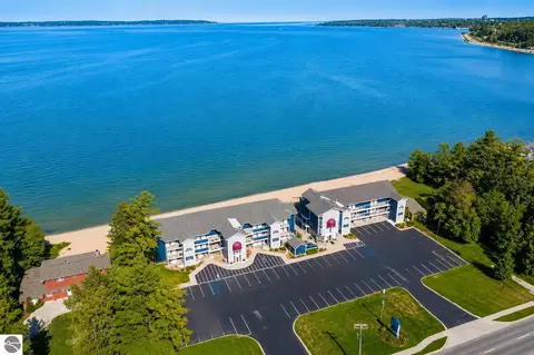 2211 N Us-131 N #309, Traverse City, MI 49686