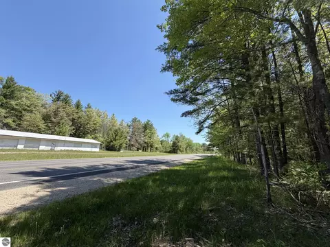 V/l Us-10, Baldwin, MI 49642 photo 9