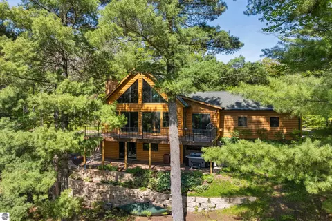 4648 Truax Lake Rd, Williamsburg, MI 49690