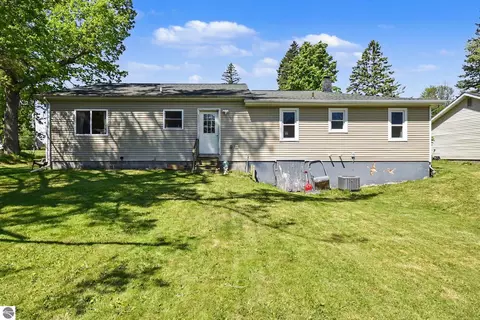 Exterior - 600 Second Ave, Hale, MI 48739 photo 5 of 6