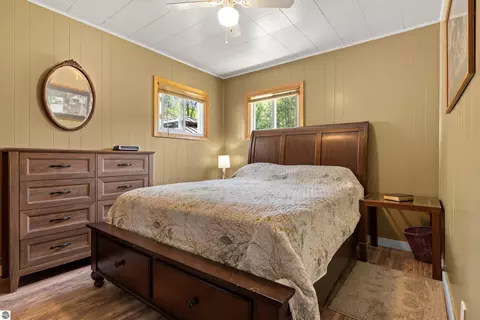 Bedroom - 2670 Plainfield Rd, Hale, MI 48739 photo 1 of 2