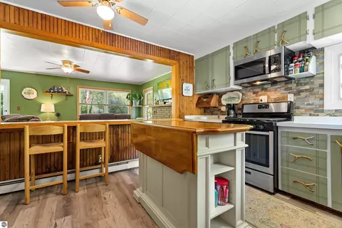 Kitchen - 2670 Plainfield Rd, Hale, MI 48739 photo 1 of 4