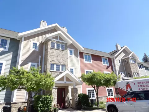 1246 Sunnyside Apt 203 4 8 #203, 4 & 8, Cadillac, MI 49601