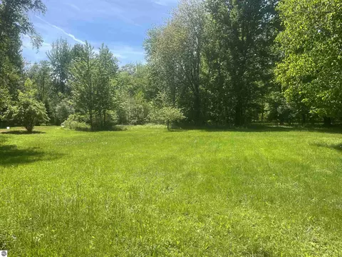 Exterior - 704 Delano Rd, Au Gres, MI 48703 photo 3 of 3